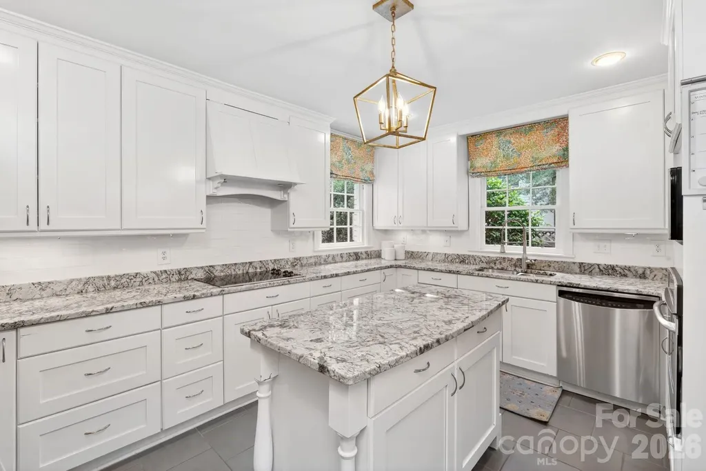 2808 Windsor Avenue Charlotte NC 28209