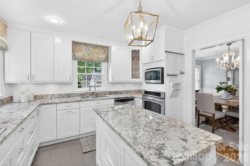 2808 Windsor Avenue Charlotte NC 28209