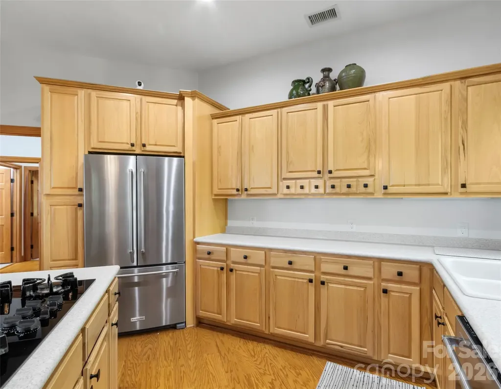 115 Stoney Falls Loop Burnsville NC 28714
