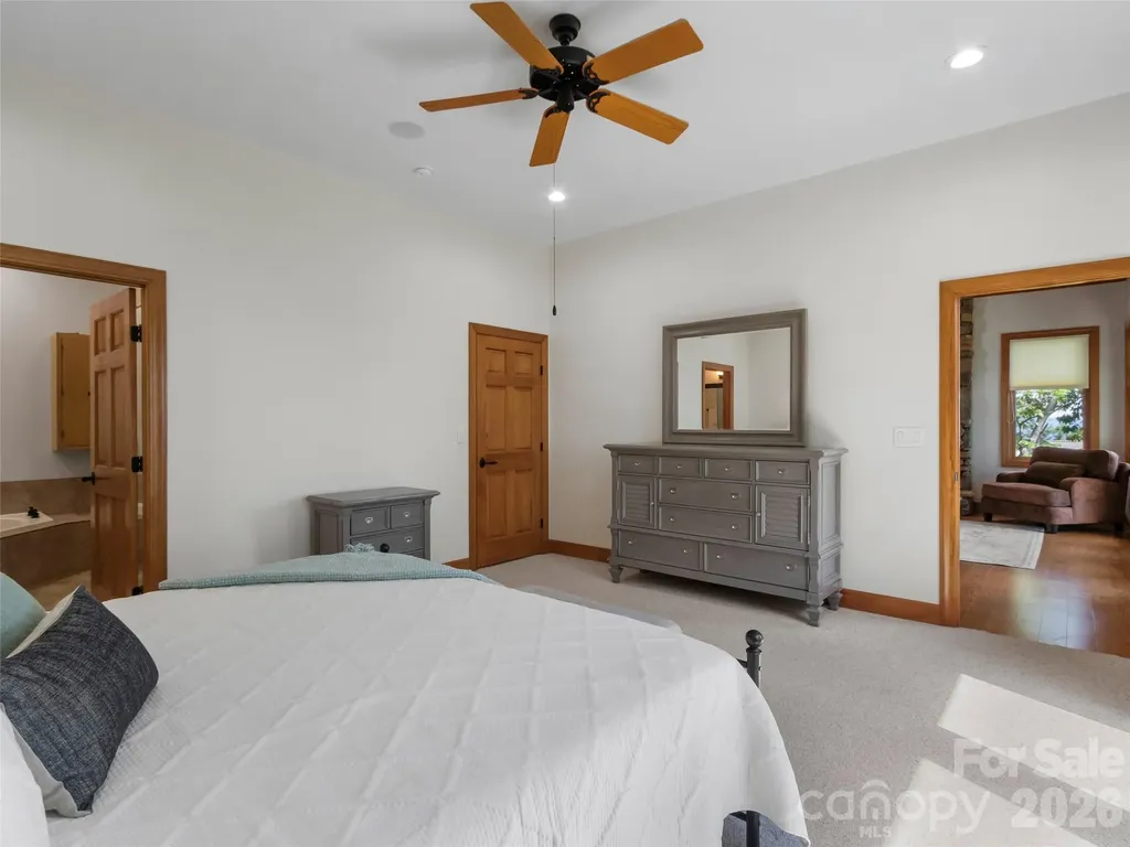 115 Stoney Falls Loop Burnsville NC 28714