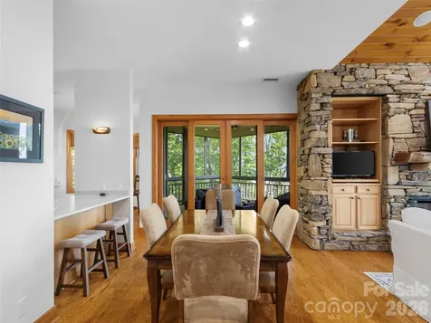115 Stoney Falls Loop Burnsville NC 28714