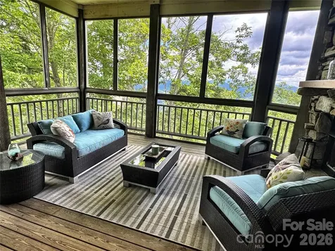 115 Stoney Falls Loop Burnsville NC 28714