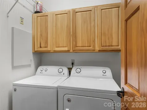 115 Stoney Falls Loop Burnsville NC 28714