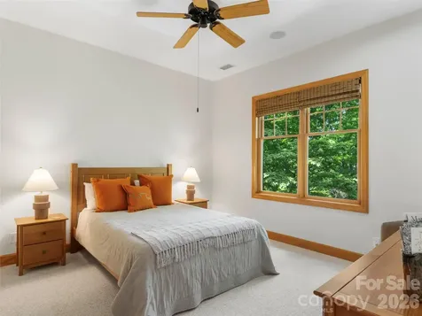 115 Stoney Falls Loop Burnsville NC 28714