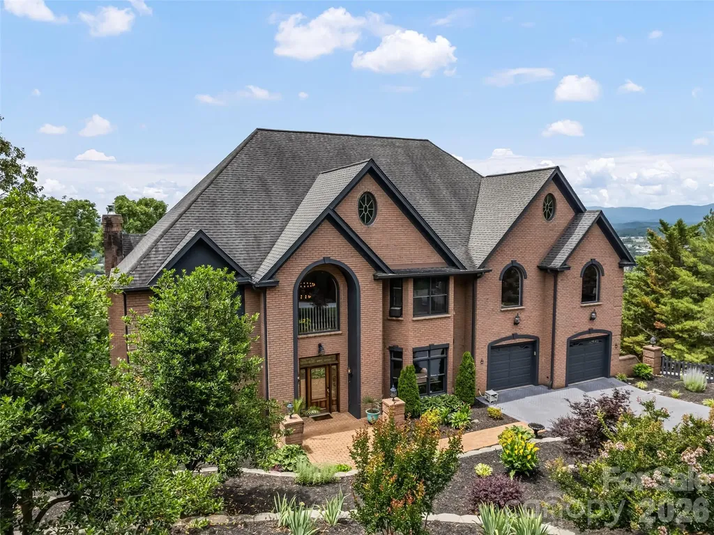 9 Perrion Avenue Weaverville NC 28787