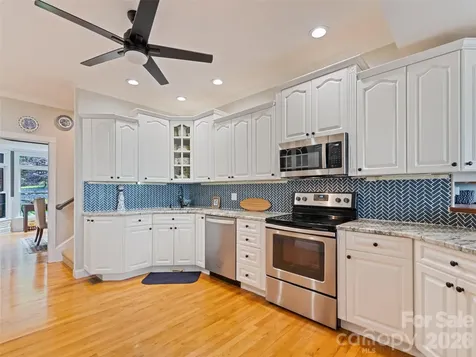 9 Perrion Avenue Weaverville NC 28787