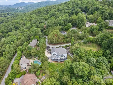 9 Perrion Avenue Weaverville NC 28787