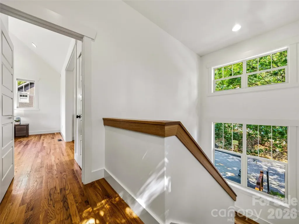 14 Sunset Drive Asheville NC 28804