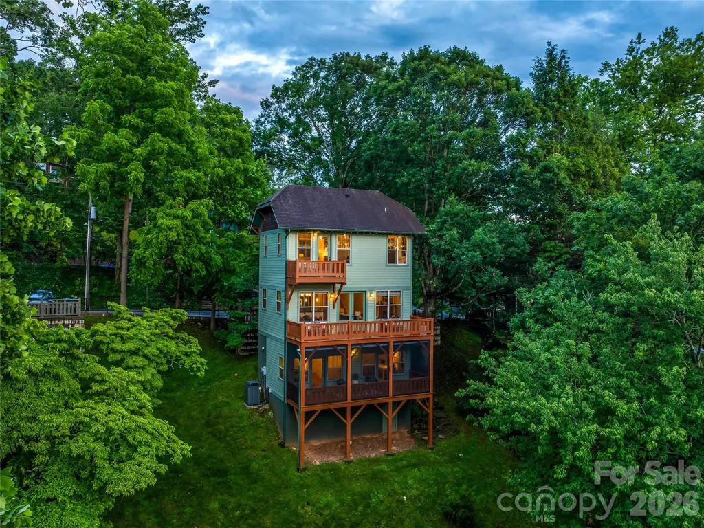 14 Sunset Drive Asheville NC 28804