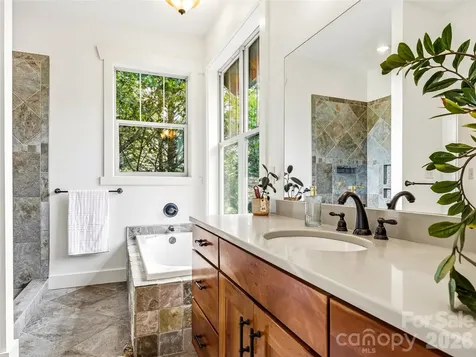 14 Sunset Drive Asheville NC 28804