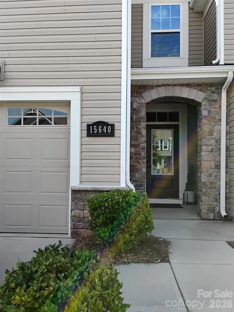 15640 Little Bluestem Street Charlotte NC 28278