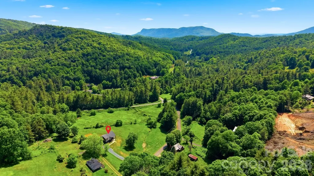8788 Donald Barrier Street Newland NC 28657