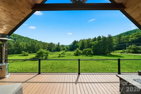 8788 Donald Barrier Street Newland NC 28657