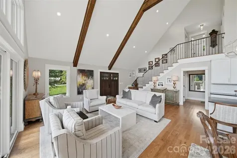 8788 Donald Barrier Street Newland NC 28657