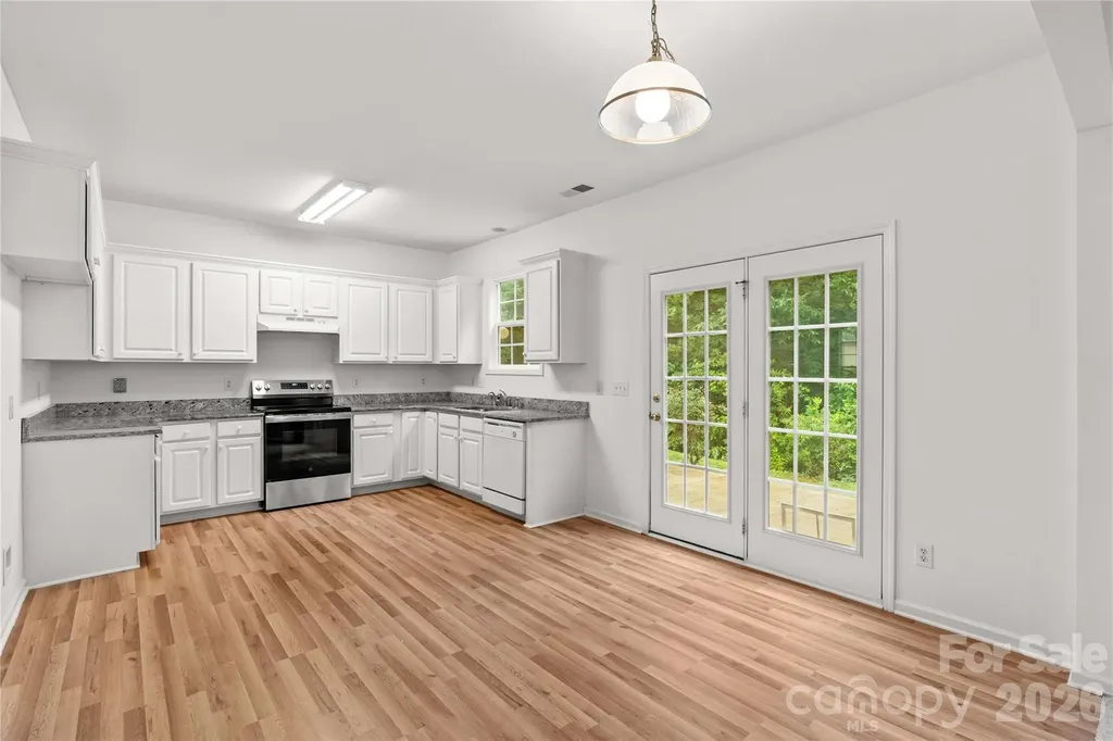 167 Autry Avenue Mooresville NC 28117