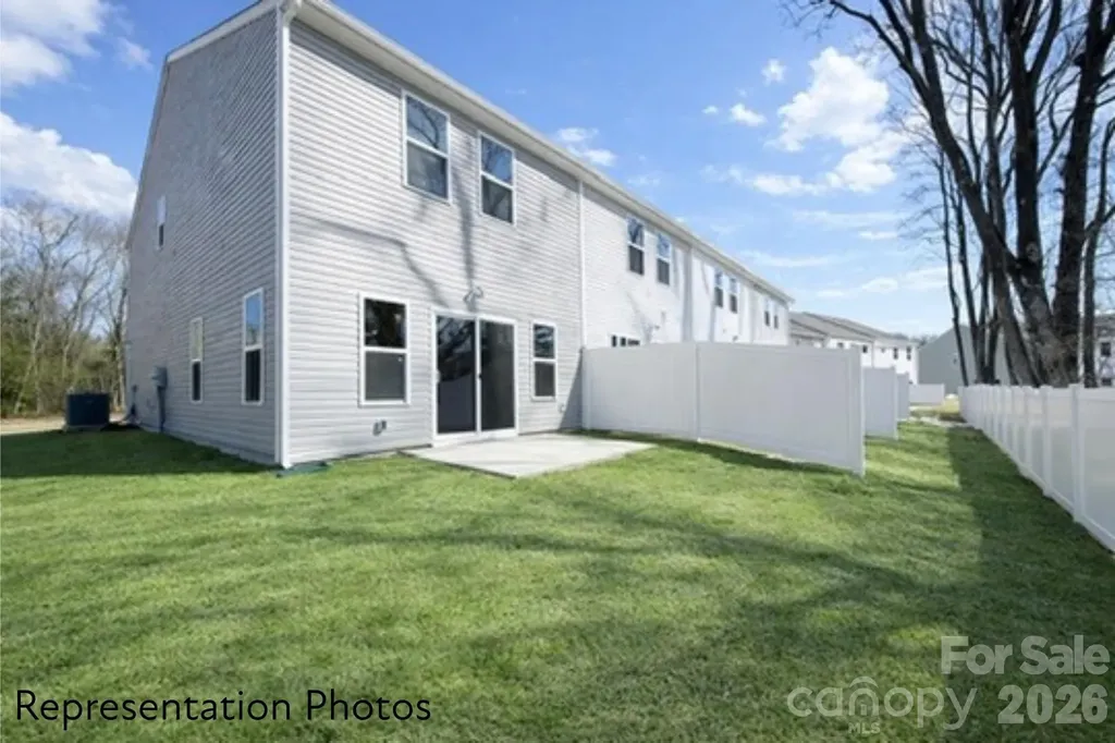 5909 Wallace Avenue Charlotte NC 28227