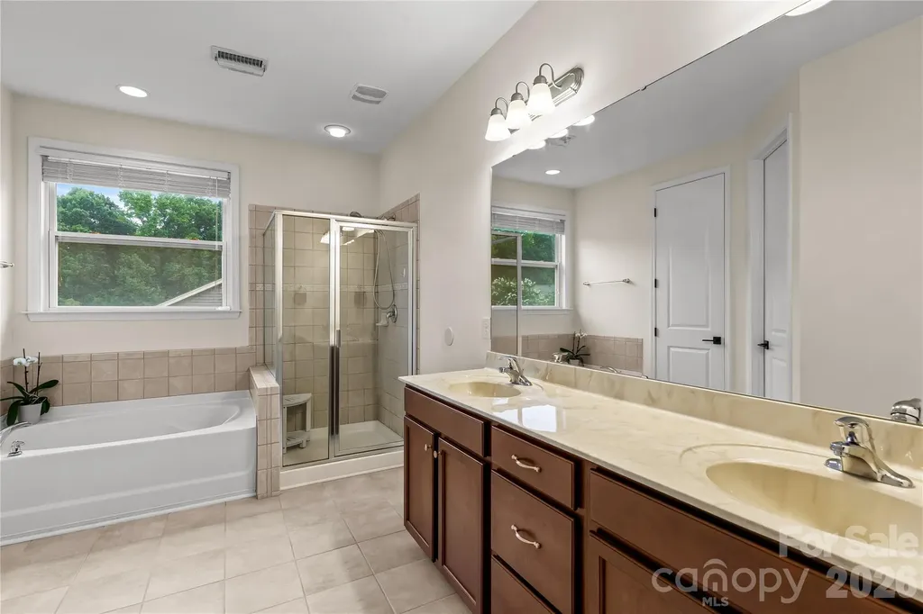 7202 Toxaway Lane Charlotte NC 28269