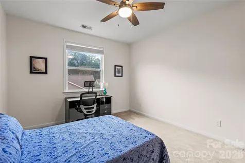 7202 Toxaway Lane Charlotte NC 28269