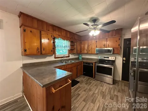 2939 Links Drive Granite Falls NC 28630
