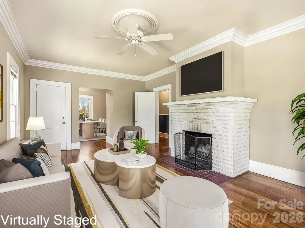 1214 Oakland Street Hendersonville NC 28792