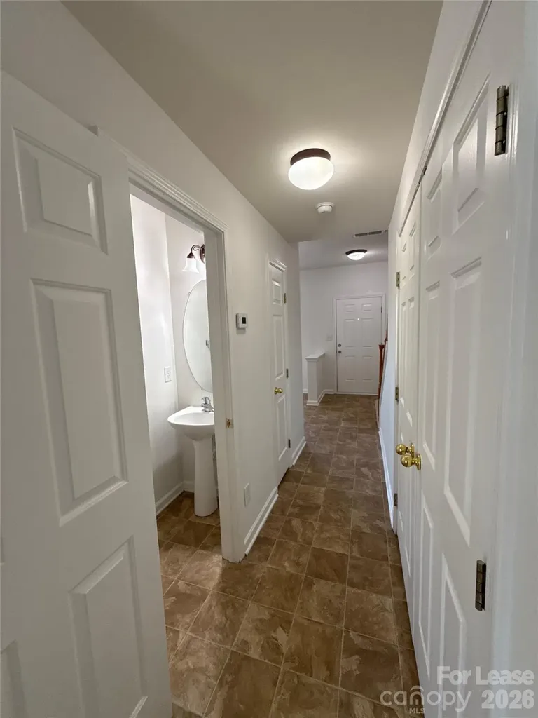 4237 Coulter Crossing Charlotte NC 28213