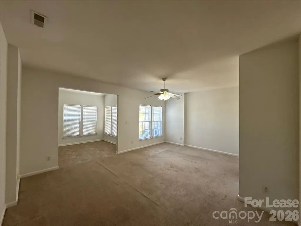 4237 Coulter Crossing Charlotte NC 28213