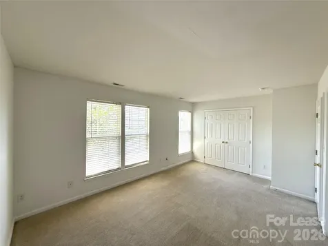 4237 Coulter Crossing Charlotte NC 28213