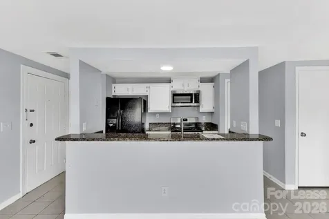 1624 Arlyn Circle Charlotte NC 28213