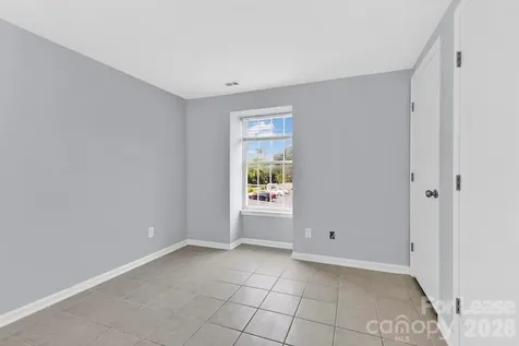1624 Arlyn Circle Charlotte NC 28213