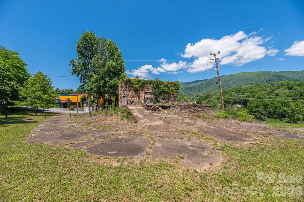 23 Providence Place Waynesville NC 28786