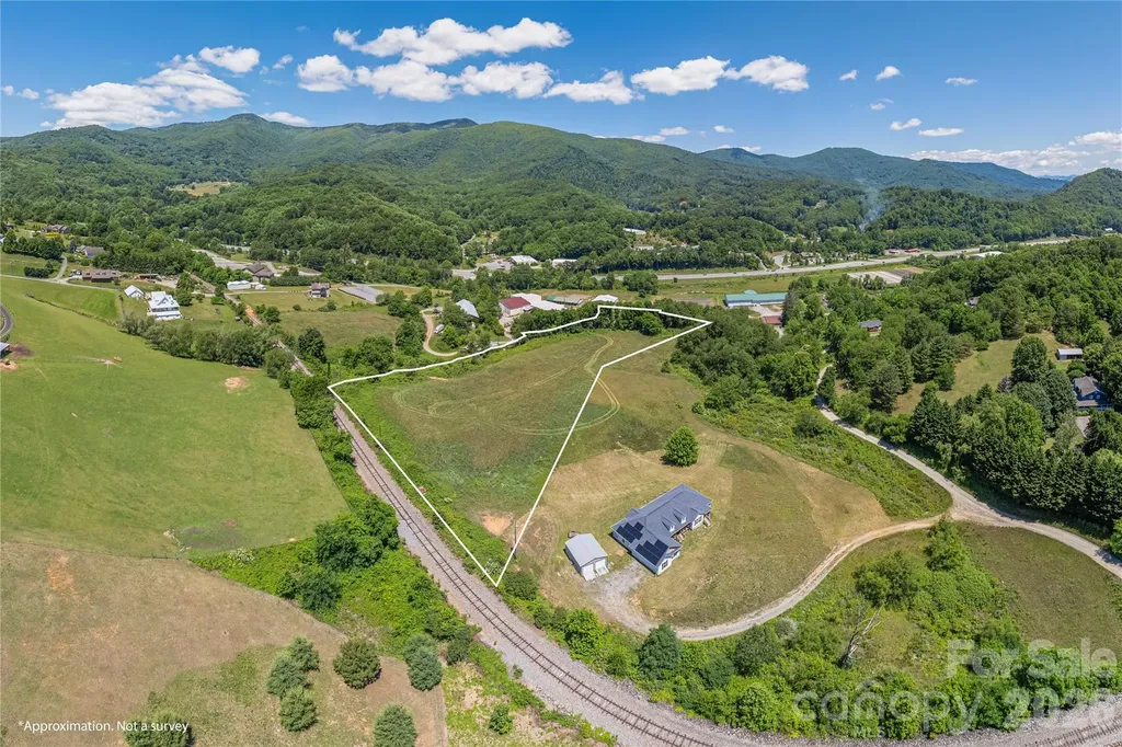 23 Providence Place Waynesville NC 28786