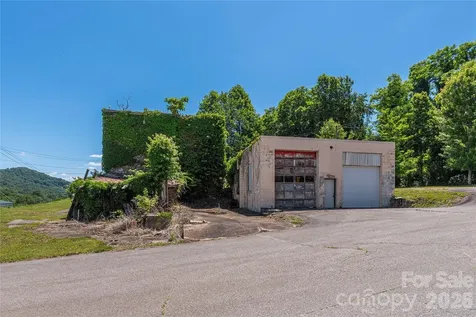 23 Providence Place Waynesville NC 28786