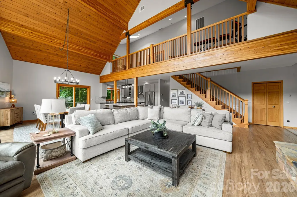 49 Western Eagle Drive Hendersonville NC 28792