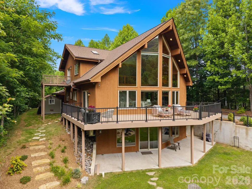 49 Western Eagle Drive Hendersonville NC 28792
