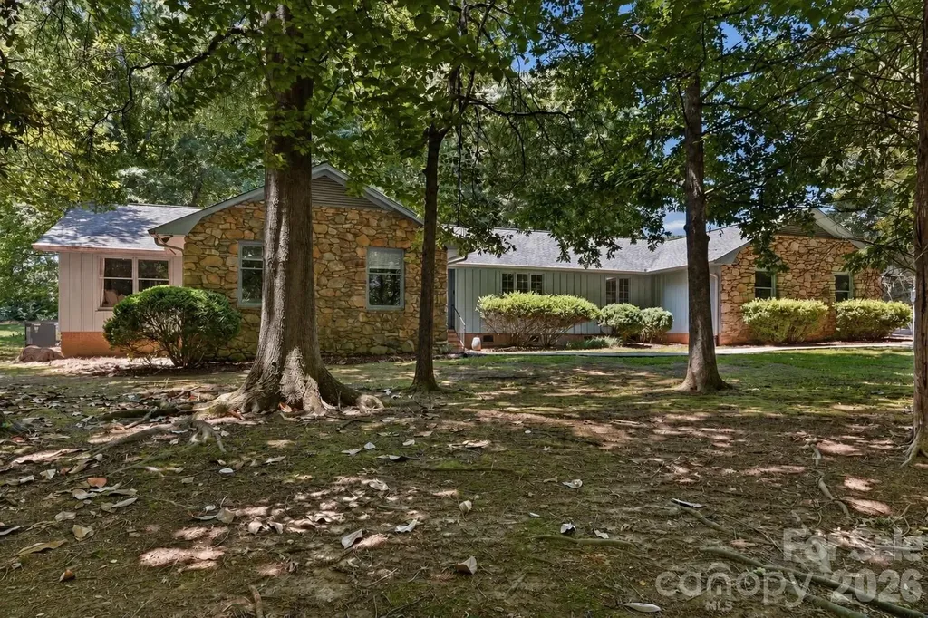 3326 Sedgefield Road Statesville NC 28625