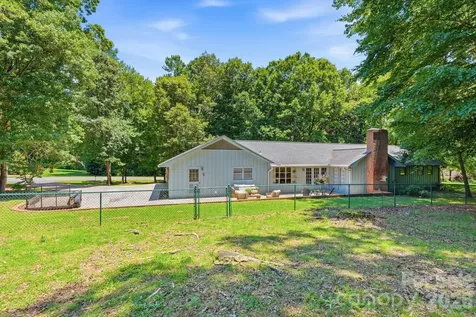 3326 Sedgefield Road Statesville NC 28625