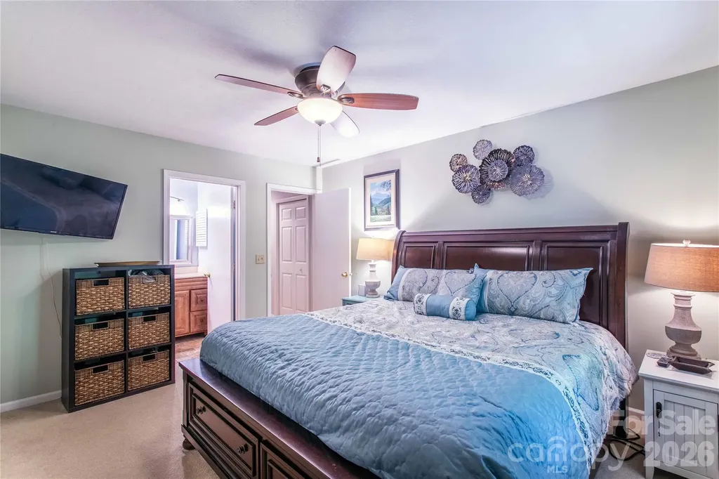 3A Cedarwood Drive Asheville NC 28
