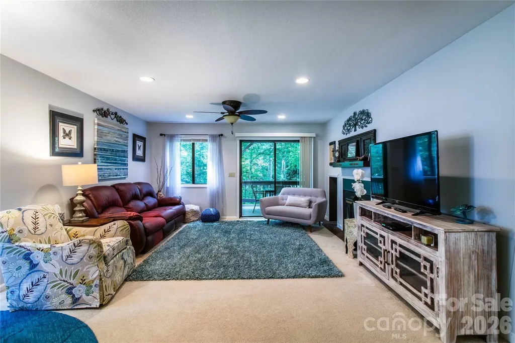 3A Cedarwood Drive Asheville NC 28