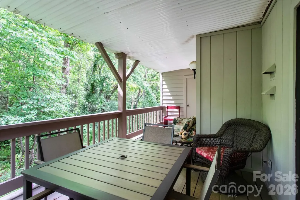 3A Cedarwood Drive Asheville NC 28