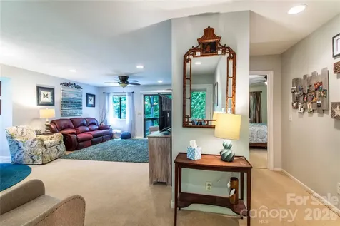 3A Cedarwood Drive Asheville NC 28