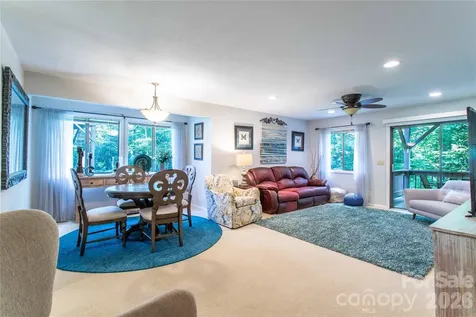 3A Cedarwood Drive Asheville NC 28