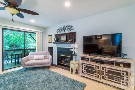3A Cedarwood Drive Asheville NC 28