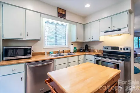 3A Cedarwood Drive Asheville NC 28