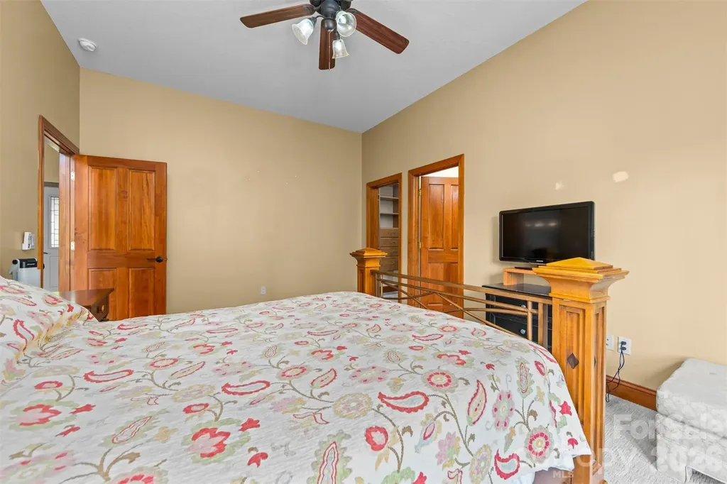 226 Sawgrass Drive Whittier NC 28789