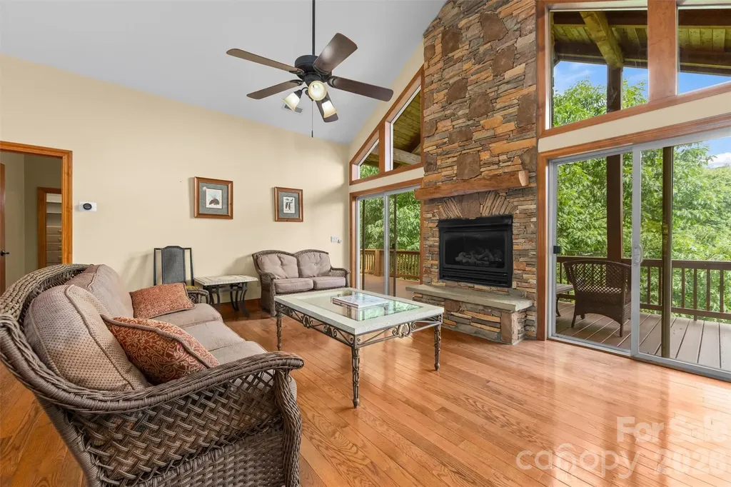 226 Sawgrass Drive Whittier NC 28789