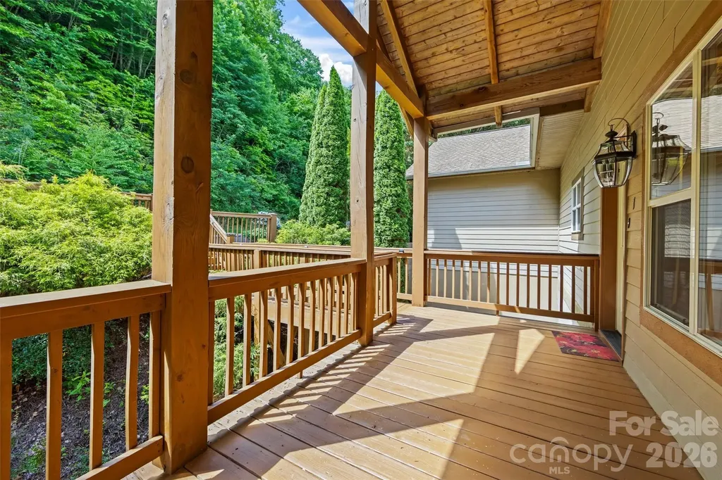 226 Sawgrass Drive Whittier NC 28789