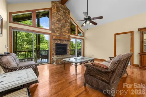 226 Sawgrass Drive Whittier NC 28789