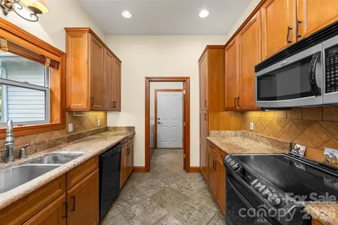 226 Sawgrass Drive Whittier NC 28789