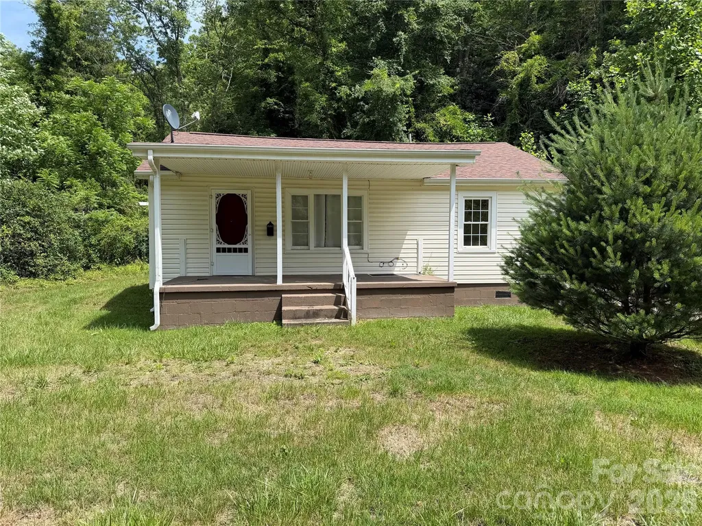 21 Old Post Office Drive Marion NC 28752