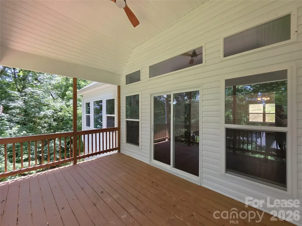 595 Foxwood Drive SE Concord NC 28025